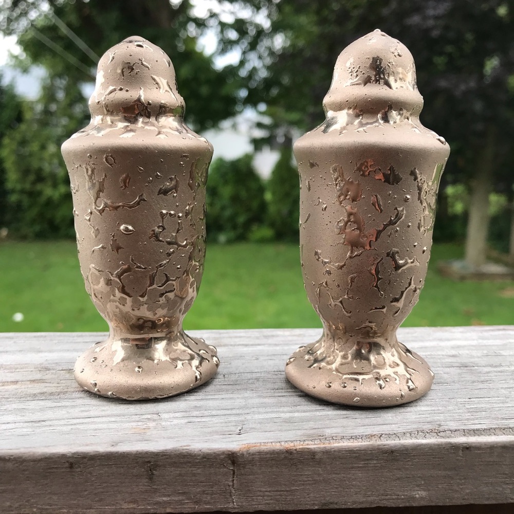 Salt & Pepper Shakers Vintage